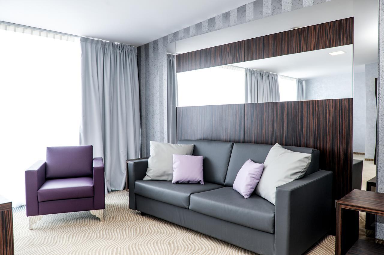 Otel Myo Wenceslas